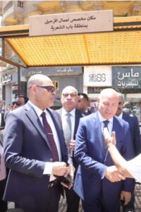وزير العمل ومحافظ القاهرة.. يتفقدان أماكن انتظار لائقة لعمال التراحيل بباب الشعرية