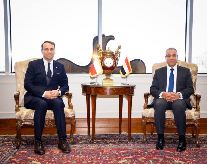 مشاورات سياسية بين مصر وبولندا
