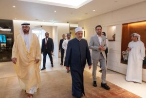 شيخ الأزهر يصل إلى الإمارات للمشاركة في «قمَّة الإعلام العربي» بدعوة رسمية
