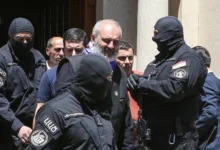 أرمينيا تعلن إحباط محاولة انقلاب وتعتقل كبير أساقفة