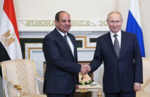 بوتين يوافق على سداد مصر لقروضها بالروبل