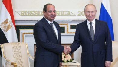 بوتين يوافق على سداد مصر لقروضها بالروبل