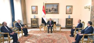 الرئيس المصري عبظالفتاح السيسي يستقبل وزير خارجية إيران