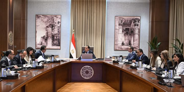 الحكومة تحضر فرصًا استثمارية في القطاع الصحي للسنوات العشر المقبلة