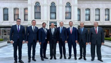وزير الخارجية والهجرة يلتقي بمجموعة من رجال الأعمال الأتراك  ­­­­­­