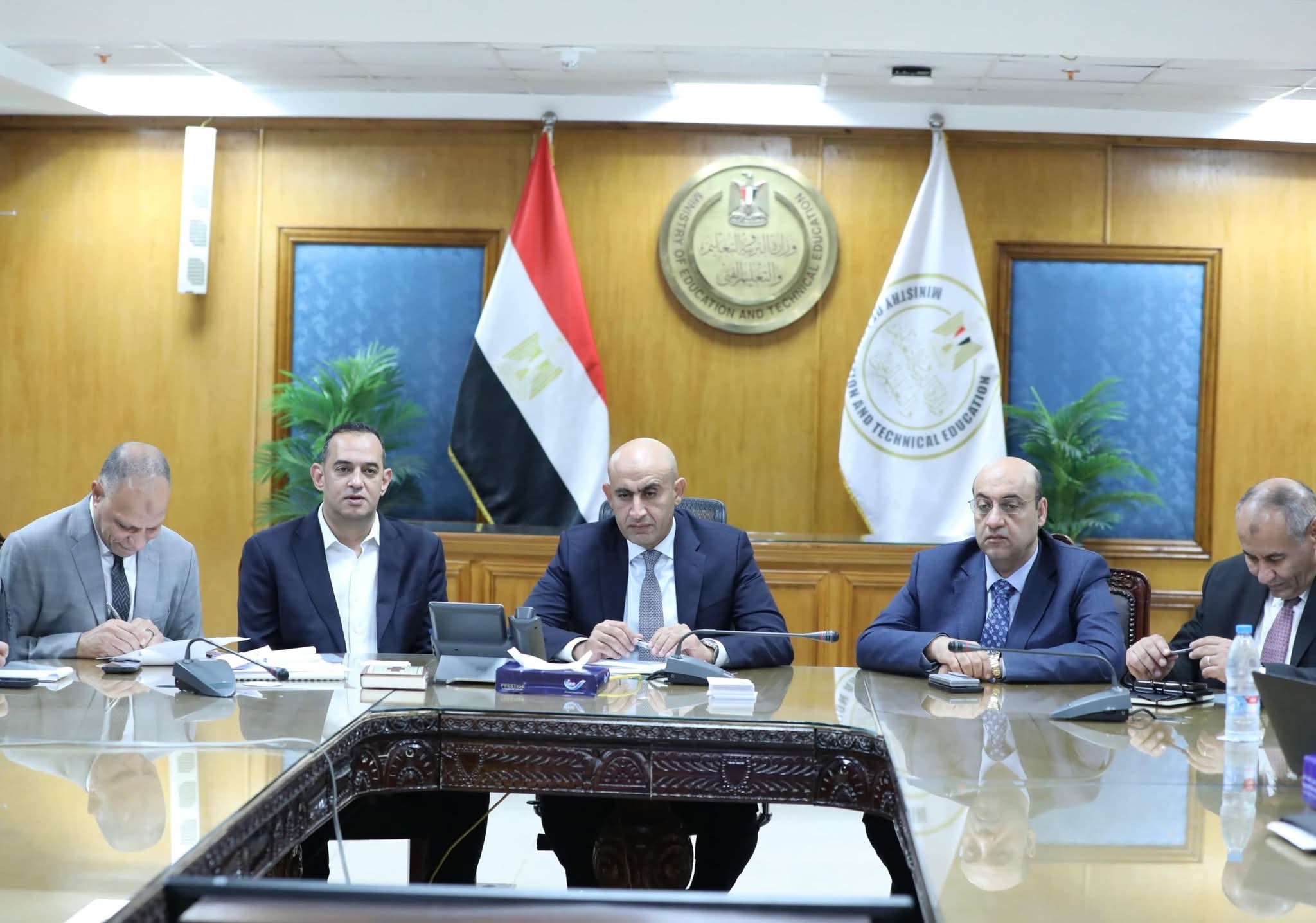 وزير التربية والتعليم: الالتزام الكامل بالتعليمات لضمان سير الامتحانات بانتظام