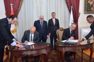 وزير التموين يشهد توقيع بروتوكول تعاون بين جهاز تنمية التجارة الداخلية 

