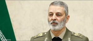 رئيس الأركان الإيراني يتوعد بـ"رد حازم" على "الخطأ الأميركي"