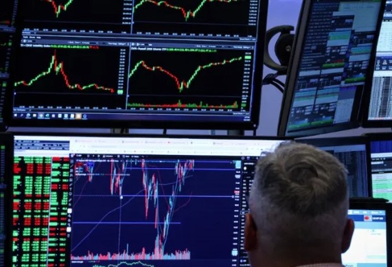 الذهب الخاسر الأكبر.. هدنة إيران وإسرائيل تحفز الأسواق العالمية