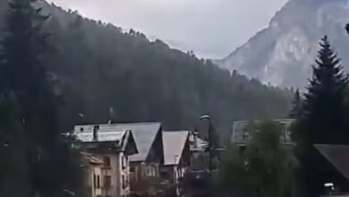 مصرع رجل وإعلان حالة طوارئ بسبب فيضانات وحل جراء تساقطات مطرية غزيرة في "‎باردونيكيا" بإيطاليا