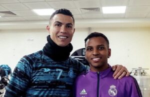 النصر السعودي يغري رودريغو بشيك مفتوح.. بطلب من رونالدو