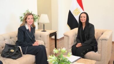وزيرة التضامن الاجتماعي تلتقي المديرة التنفيذية لصندوق " قادرون باختلاف"