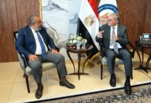 وزير البترول  يبحث تسريع إجراءات إطلاق استثمارات مصرية جديدة لتعظيم القيمة المضافة من الفوسفات