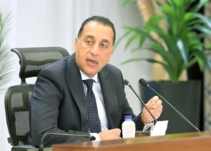 رئيس الوزراء ينعي الدكتور علي المصيلحي وزير التموين السابق الذي وافته المنية اليوم
