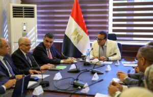 وزير الصحة يستقبل رئيس هيئة الشراء الموحد وقيادات شركة جريفلز إيجيبت لبحث تعزيز التعاون 




