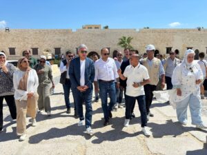 وزير السياحة والآثار يتفقد المتحف اليوناني الروماني وقلعة قايتباي 




