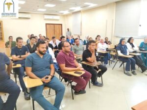 اجتماع موسّع في مستشفيات جامعة حلوان لدعم الأطباء المقيمين وتطوير بيئة العمل الطبية

