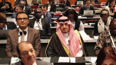 البرلمان العربي: حماية الأطفال من التبني غير القانوني يجب أن تكون جزءًا رئيسيًا من الاستراتيجيات الوطنية لحقوق الإنسان