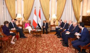 الدكتور "بدر عبدالعاطي " يلتقي وزيرة خارجية النمسا

