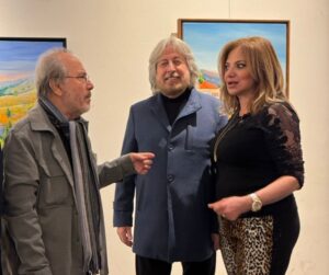 افتتاح لافت لمعرض "مقام" للفن والرسم في بيت بيروت